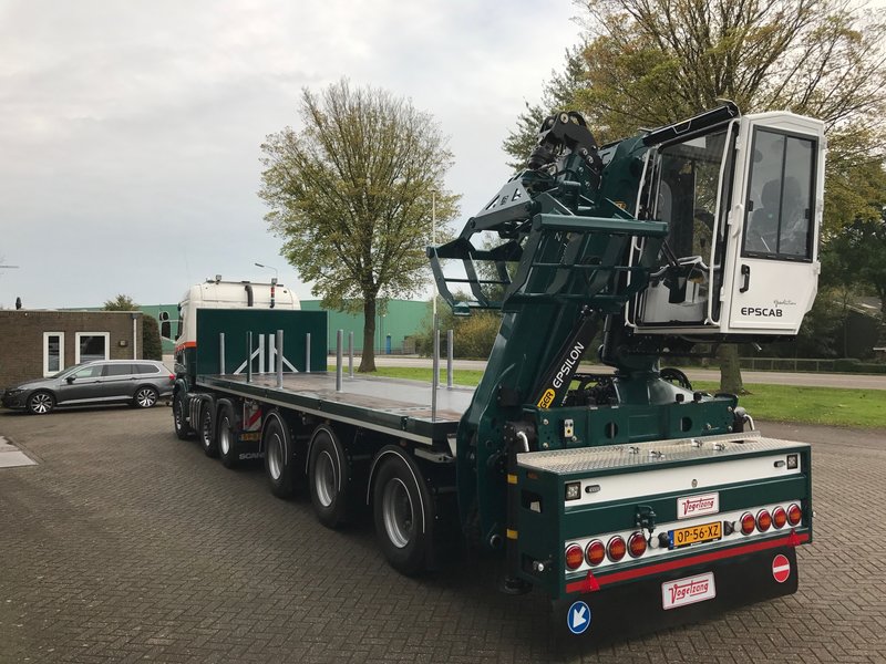 Rondaan Epsilon 260Z rijplaten truckhydrauliek.JPG