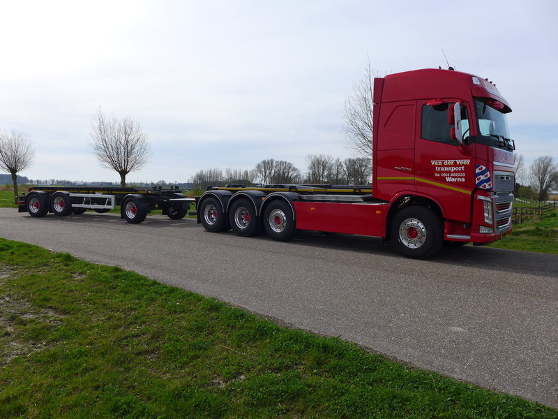 Rondaan RAF container hanger  VDL haakarm 4.JPG